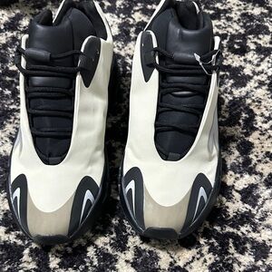 adidas Men's Sneakers in Cream and Black with Brown Accent